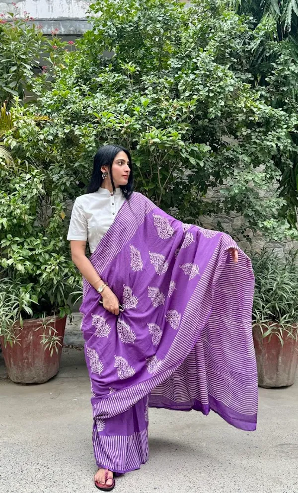 Jamuni_Mul_Paisley_Buta_Bagru_Handblock_Saree_with_Blouse_Piece
