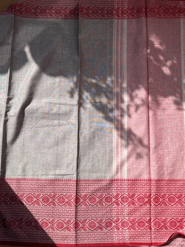 Light_Ash_Grey_&_Soft_Rose_Pink_Dhaniakhali_Pure_Cotton_Saree_with_Intricate_Jamdani_Border