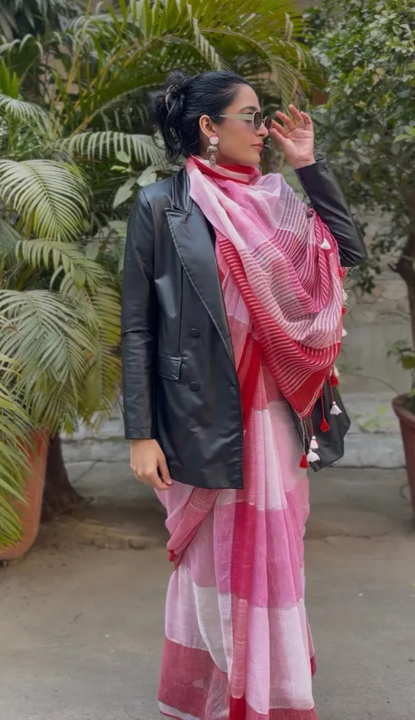 Bubble_gum_Linen_Checkered_sarees_with_tassels