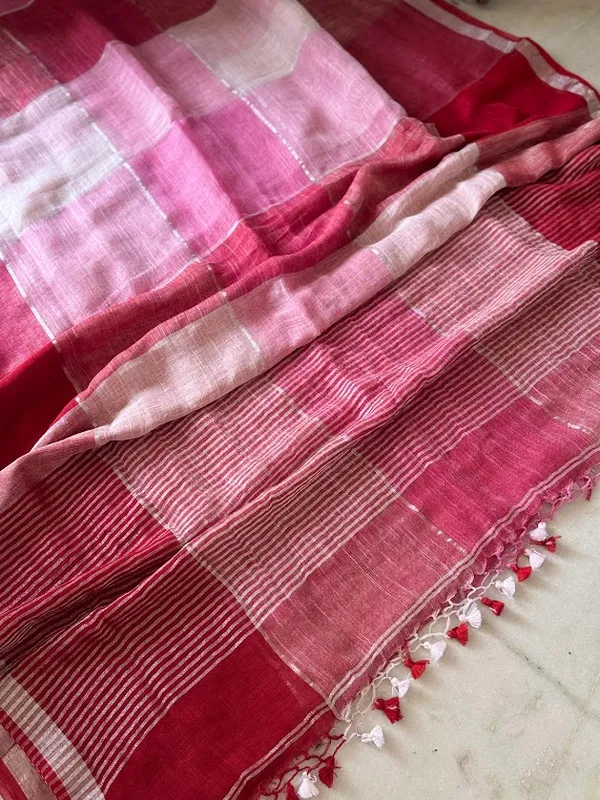 Bubble_gum_Linen_Checkered_sarees_with_tassels