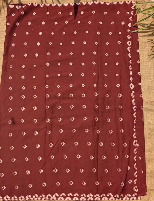 Maroon_Bandhej_Tie_&_Dye_MULMUL_Saree_with_Blouse_Piece