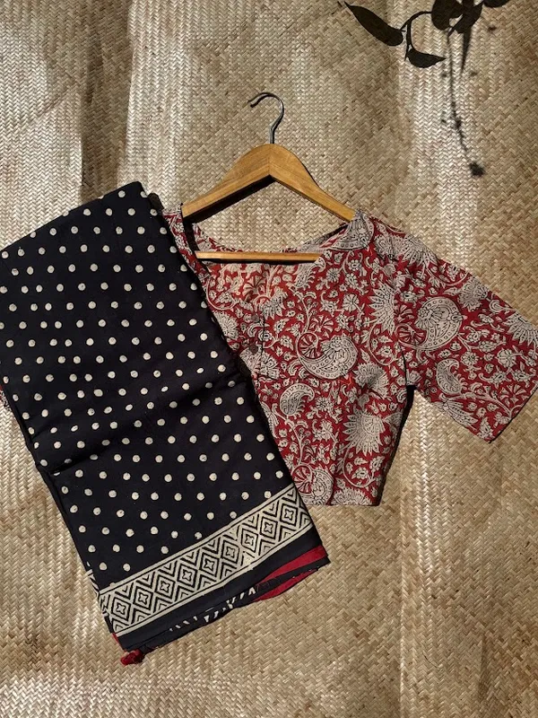 Midnight_Black_Polka_Retro_Mulmul_Saree_with_Red_Contrast_Blouse