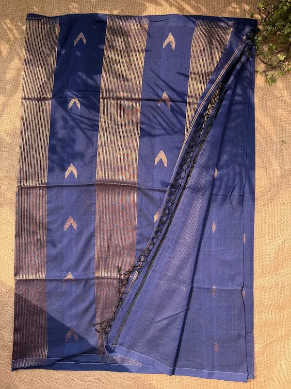 Midnight_Navy_Blue_Festive_Pure_Cotton_Handloom_Saree_with_Copper_Zari_Motifs_&_Striped_Pallu