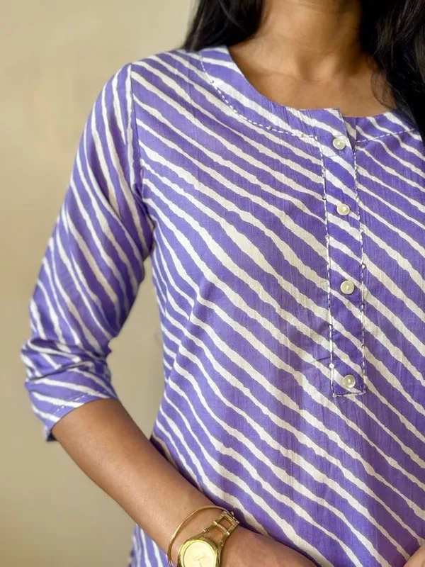 Muted_Purple_Leheriya_Heritage_Straight_Kurti