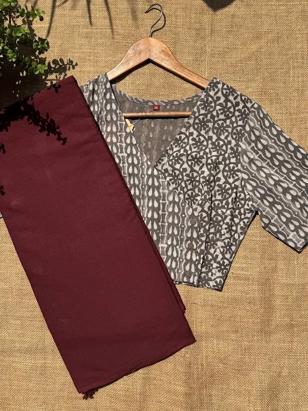 Dark_Maroon_Plain_Mulmul_Saree_with_Fabric_Tassels