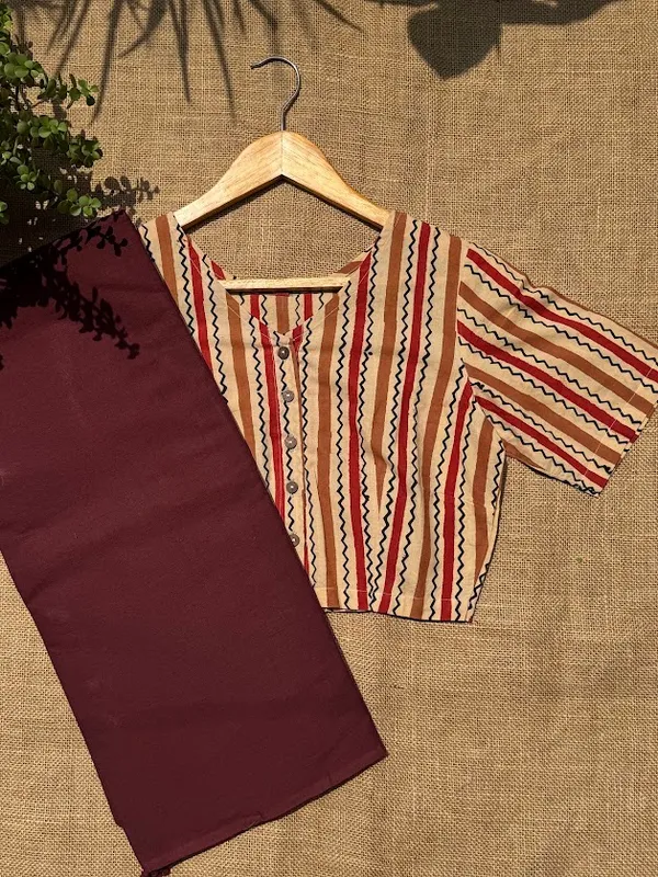 Dark_Maroon_Plain_Mulmul_Saree_with_Fabric_Tassels