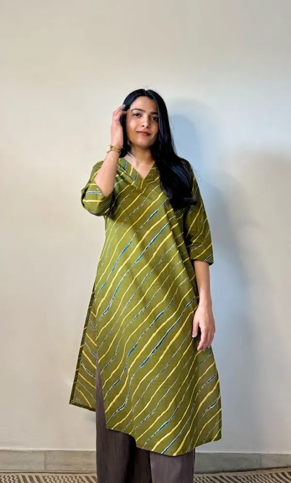 Olive_Leheriya_Stripe_printed_Kurti