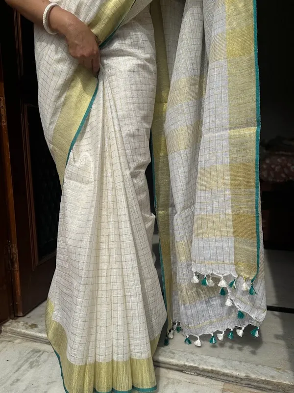 Onam_Linen_Zari_Saree_with_Rama_Green_Contrast_Blouse