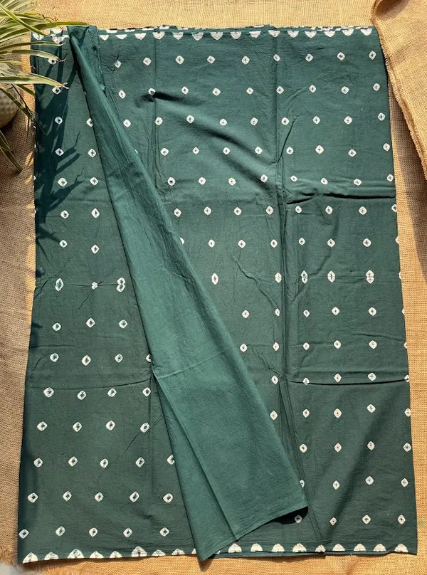Pine_Green_Bandhej_Tie_&_Dye_Mulmul_Saree_with_Blouse_Piece