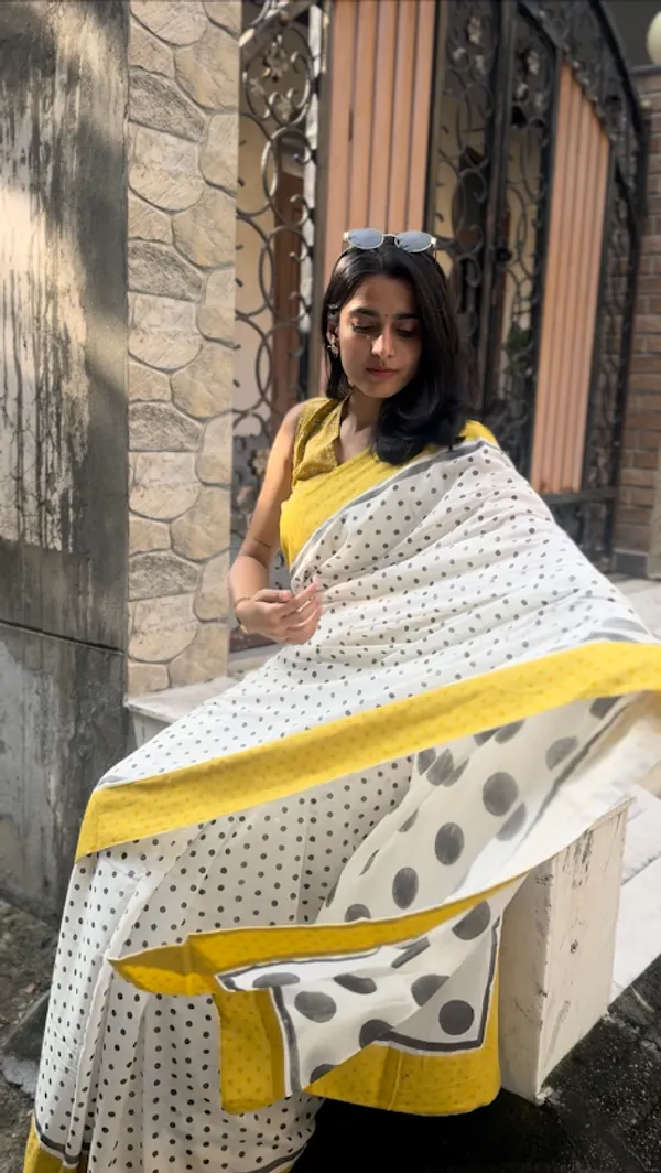 Polka_dots_Mulmul_Retro_Patch_work_Saree