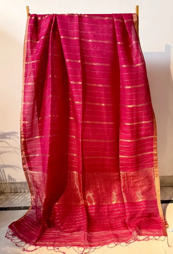 Rekha_Rani-_Magenta_Silk_Linen_Handloom_Saree_with_Metallic_Copper_Zari_Stripes_&_Border_(Handloom_Mark_Certified)
