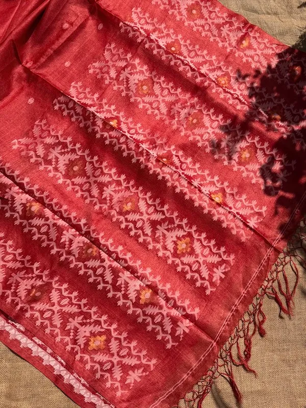 Sindoori_Pure_Tussar_Silk_Handloom_Saree_with_Jamdani_Pallu_&_Border_(Handloom__Mark_Certified)