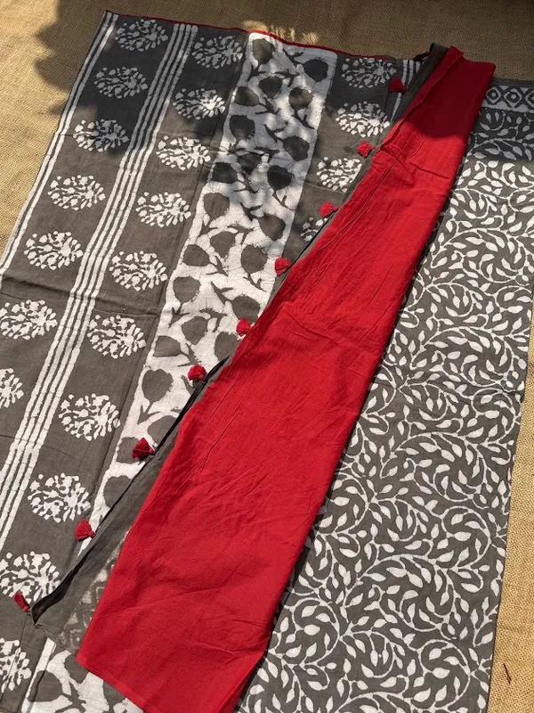 Slate_Charcoal_Foliage_Cotton_Saree_with_Crimson_Blouse