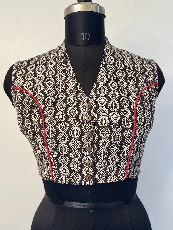 Black_Jaali_Sleeveless_printed_Blouse_with__Red_Piping