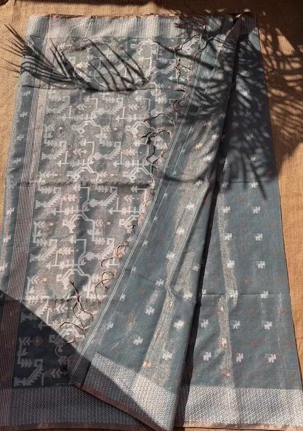 Steel_Grey_Metallic_Tissue_Cotton_Handloom_Saree_with_Silver_Jamdani_Motif_Pallu_&_Border