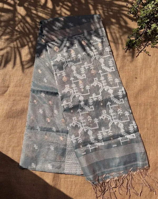 Steel_Grey_Metallic_Tissue_Cotton_Handloom_Saree_with_Silver_Jamdani_Motif_Pallu_&_Border