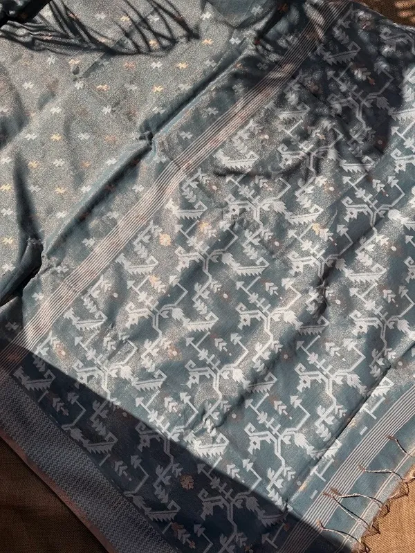 Steel_Grey_Metallic_Tissue_Cotton_Handloom_Saree_with_Silver_Jamdani_Motif_Pallu_&_Border