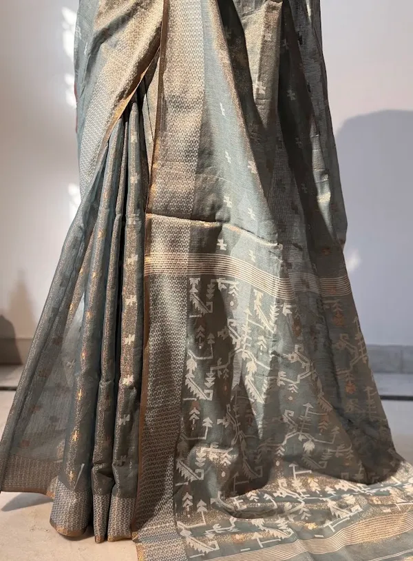 Steel_Grey_Metallic_Tissue_Cotton_Handloom_Saree_with_Silver_Jamdani_Motif_Pallu_&_Border