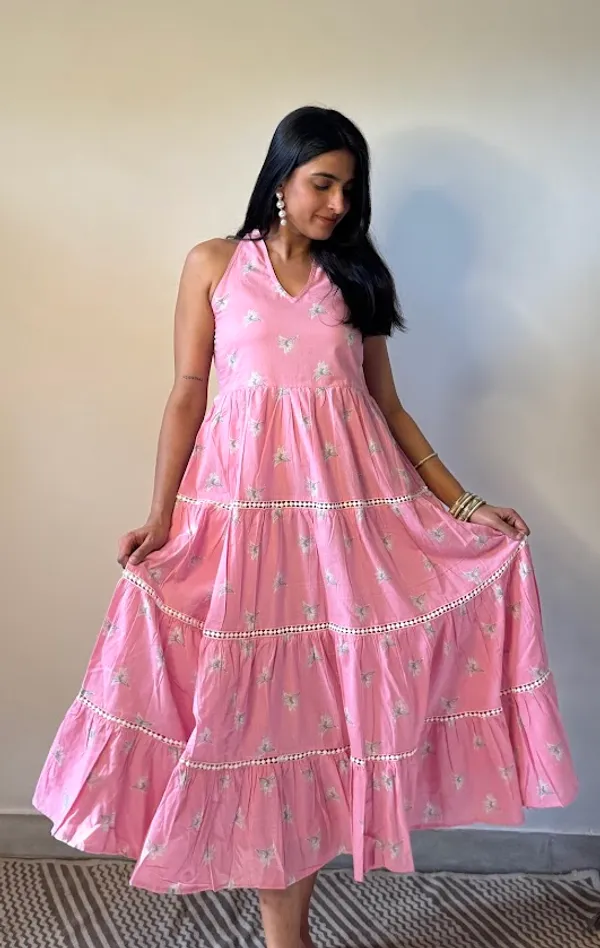 Summer_Floral_Mulmul_Halterneck_Dress