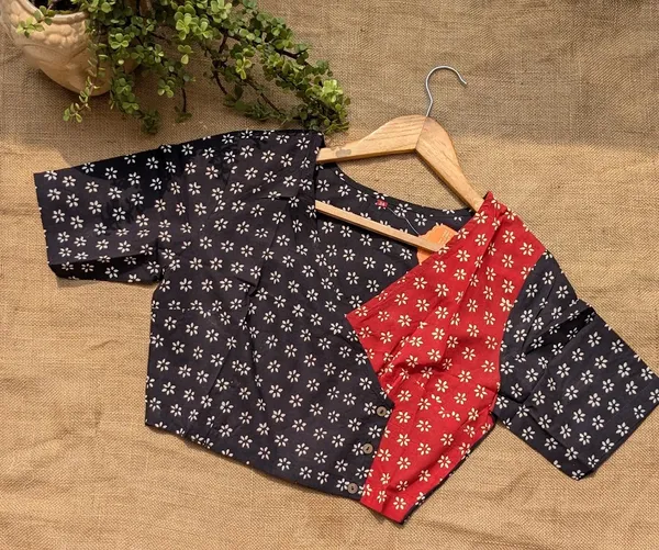 The_Black_&_Crimson_Angrakha_pattern_Block_Print_Cotton_Blouse