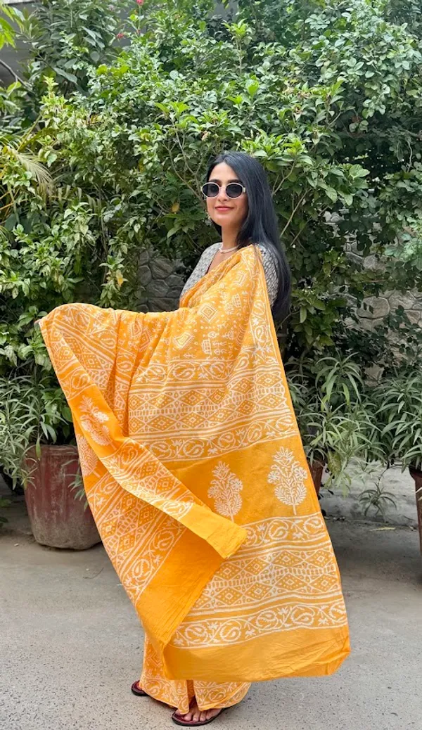 Mango_Yellow_Warli_Print_Bagru_Saree_with_Blouse_Piece