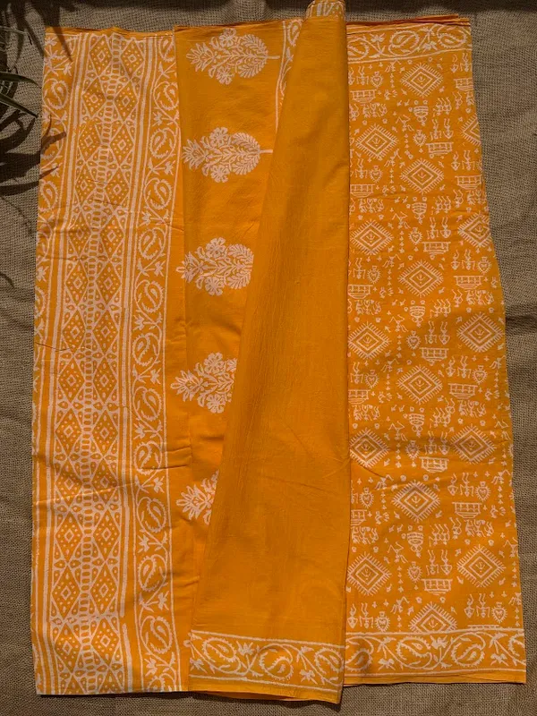Mango_Yellow_Warli_Print_Bagru_Saree_with_Blouse_Piece