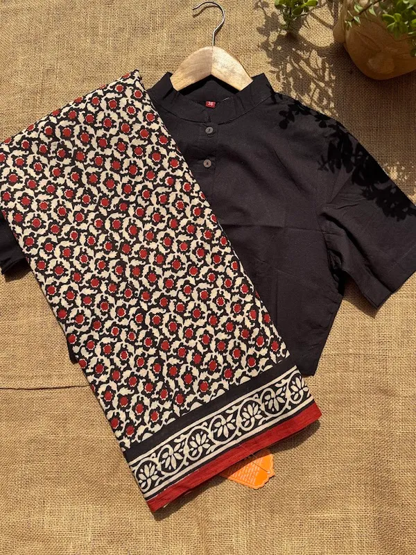 Bagru_Gulnaar_Floral_Mulmul_Saree_with_Blouse_Piece