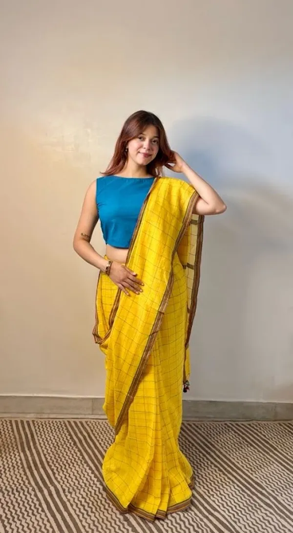 Sunshine_Checkered_Mulmul_Cotton_Saree_with_Kantha_Work_&_Tassels