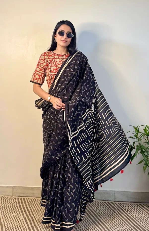 Shyama_Pallavi_Mulmul_Saree