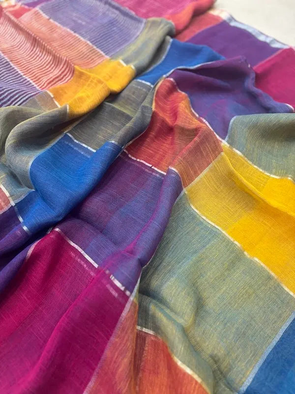 Rang-_Khel_Linen_Handloom_Checkered_sarees_with_multicolour_tassels