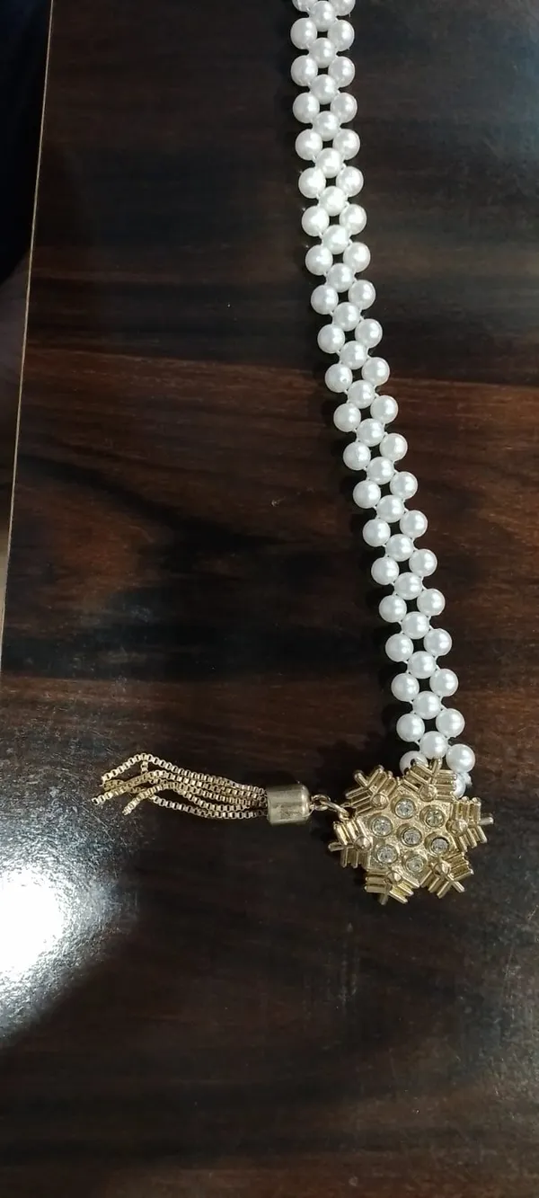 Premium_Burgundy_Pearl_Curtain_Tieback_with_Gold_Floral_Tassel_|_Elegant_Decorative_Curtain_Holdback_with_Back_Hook_|_Luxury_Tie_Back_for_Heavy_Drapes_&_Curtains_(Pack_of_2)