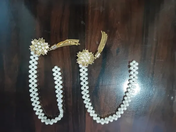 Premium_Burgundy_Pearl_Curtain_Tieback_with_Gold_Floral_Tassel_|_Elegant_Decorative_Curtain_Holdback_with_Back_Hook_|_Luxury_Tie_Back_for_Heavy_Drapes_&_Curtains_(Pack_of_2)