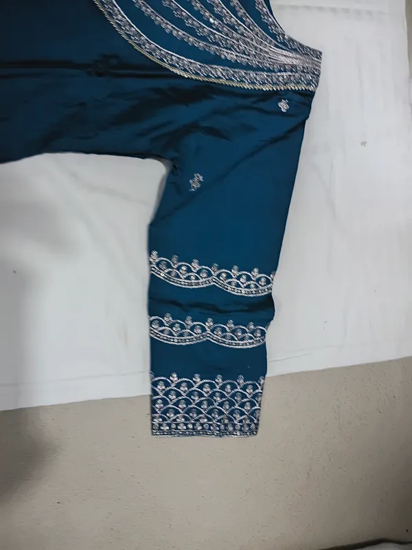Roman_Silk_Embroidered_Kurta_Pant_Dupatta_Set_for_Women_|_Ethnic_3-Piece_Suit_with_Zari_Work