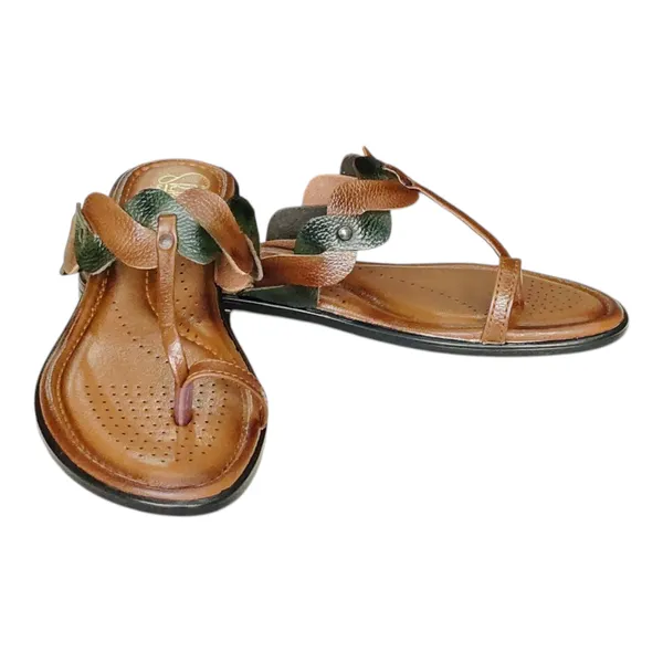 Green_&_Tan_Pure_Leather__Elegant_Flat_Chappals_For_Women
