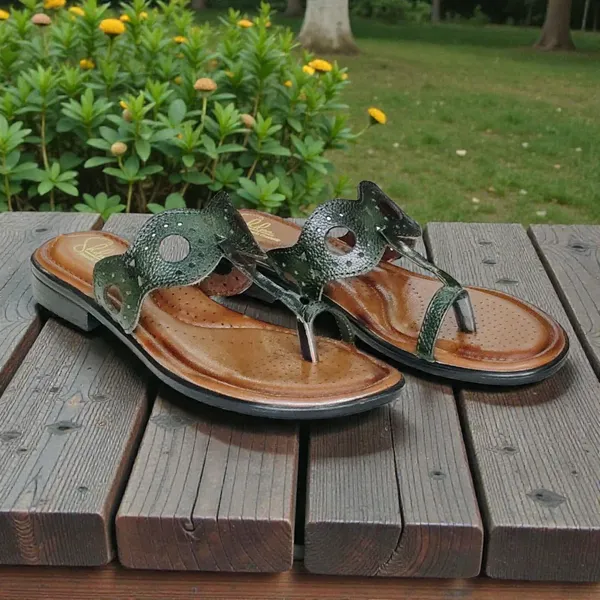 Green_Pure_Leather_Cushioned_Walking_Flat_Chappals_For_Women