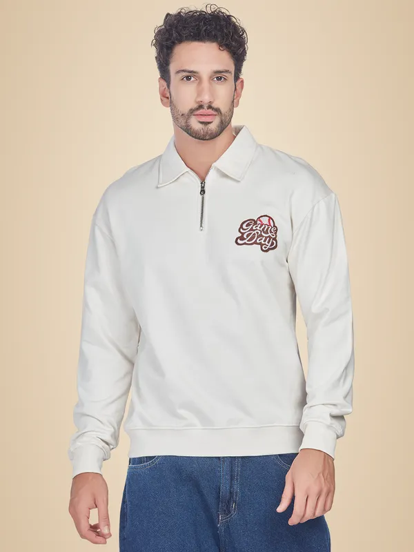 White_100%_Cotton_Half-Zip_Relaxed_Fit_Collared_Back_Printed_Sweatshirt_For_Men