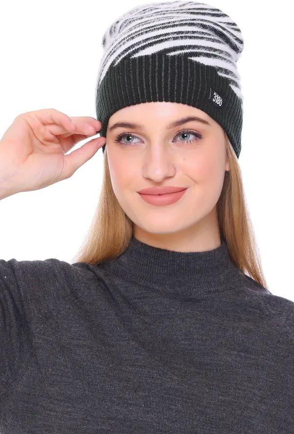 Black_Skull_Cap_Cap_For_Women