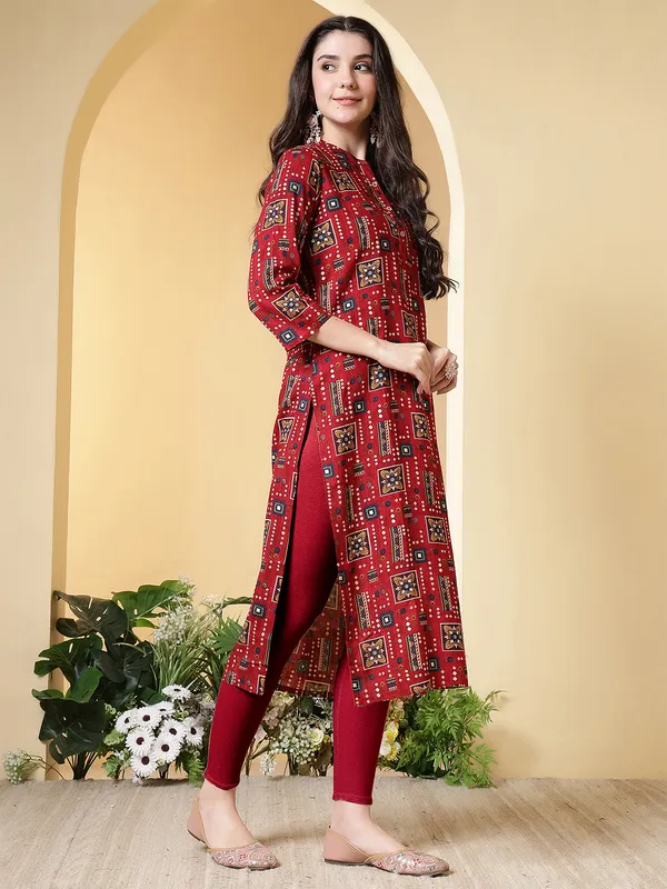 Maroon_Viscose_Rayon_Kurtis_For_Women