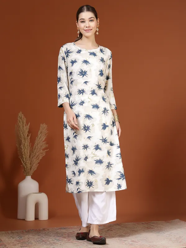AMOUS-Round_Neck_Floral_Printed_Kurti