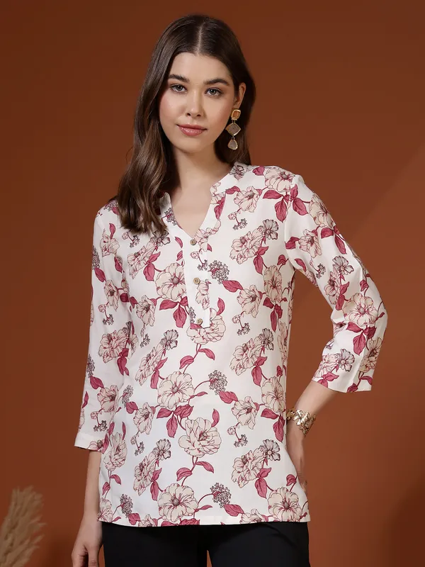 AMOUS-Minimal_Floral_Work_Wear_Kurti