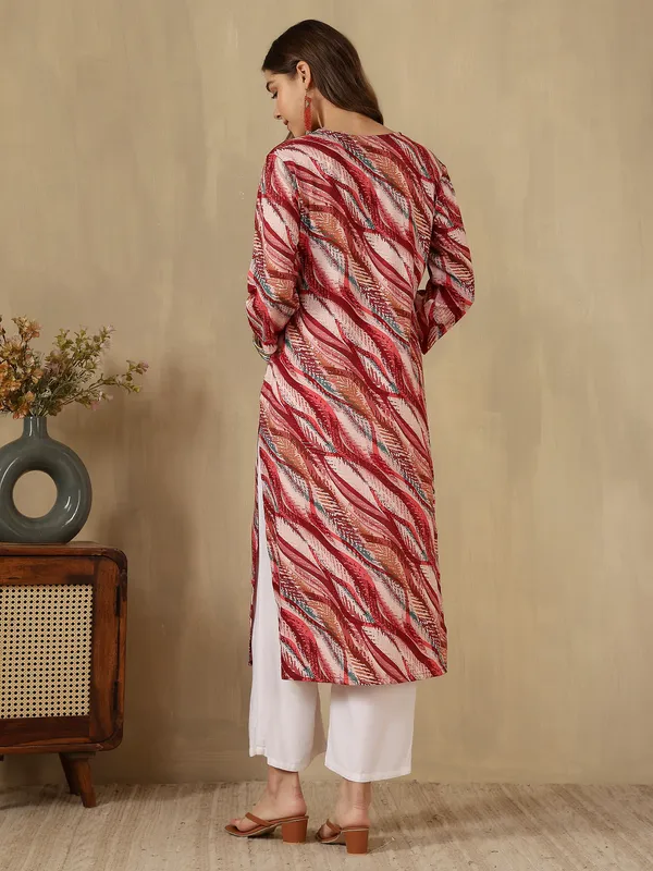 AMOUS-Casual_to_Office_Wear_Abstract_Print_Straight_Kurti