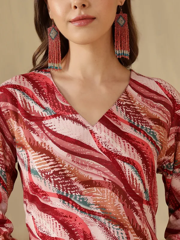 AMOUS-Casual_to_Office_Wear_Abstract_Print_Straight_Kurti