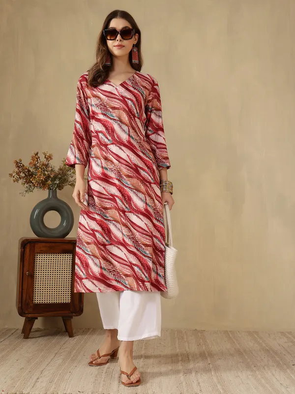 AMOUS-Casual_to_Office_Wear_Abstract_Print_Straight_Kurti