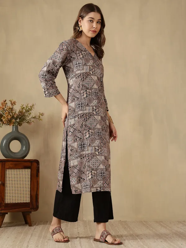 AMOUS-Ethnic_Mosaic_Geometric_Print_Kurti_for_Office_&_Casual_Wear