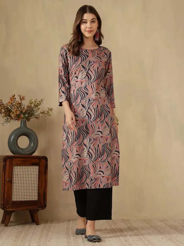AMOUS-Elegant_Abstract_Wave_Printed_Straight_Kurti_with_3/4_Sleeves