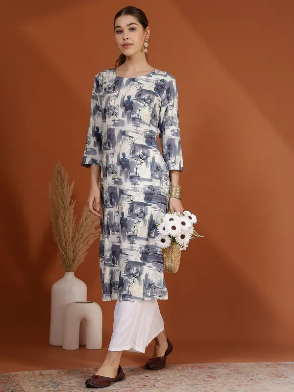AMOUS-Elegant_Abstract_Printed_Straight_Kurti_with_3/4_Sleeves