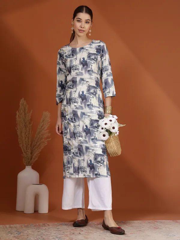 AMOUS-Elegant_Abstract_Printed_Straight_Kurti_with_3/4_Sleeves