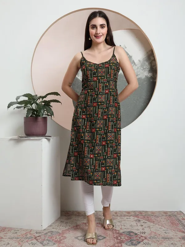 Green_Rayon_Kurtis_For_Women