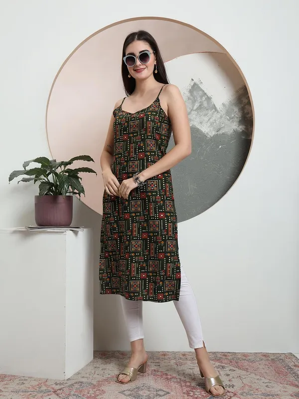 Green_Rayon_Kurtis_For_Women