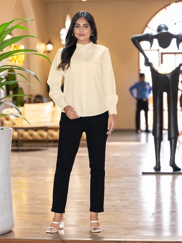 Cream_Cotton_Shirts_For_Women